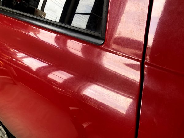 色あせた赤い車も復活 福岡市や糟屋郡でガラスコーティング ボディ研磨ならt Z Worksへ
